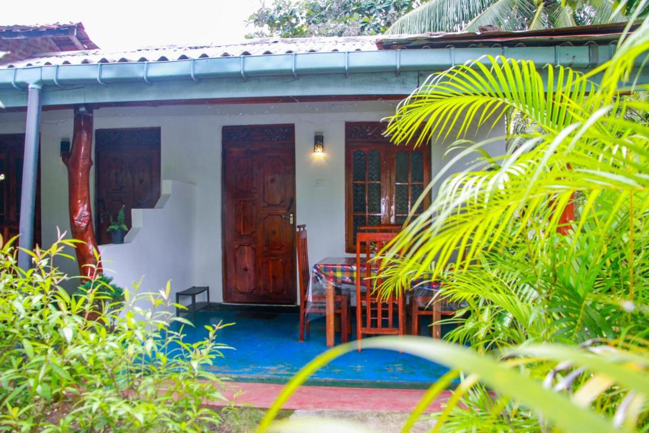 Sun Flower Homestay Sigiriya Exterior photo