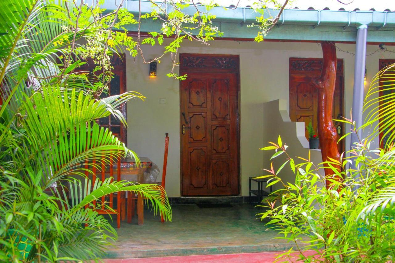 Sun Flower Homestay Sigiriya Exterior photo