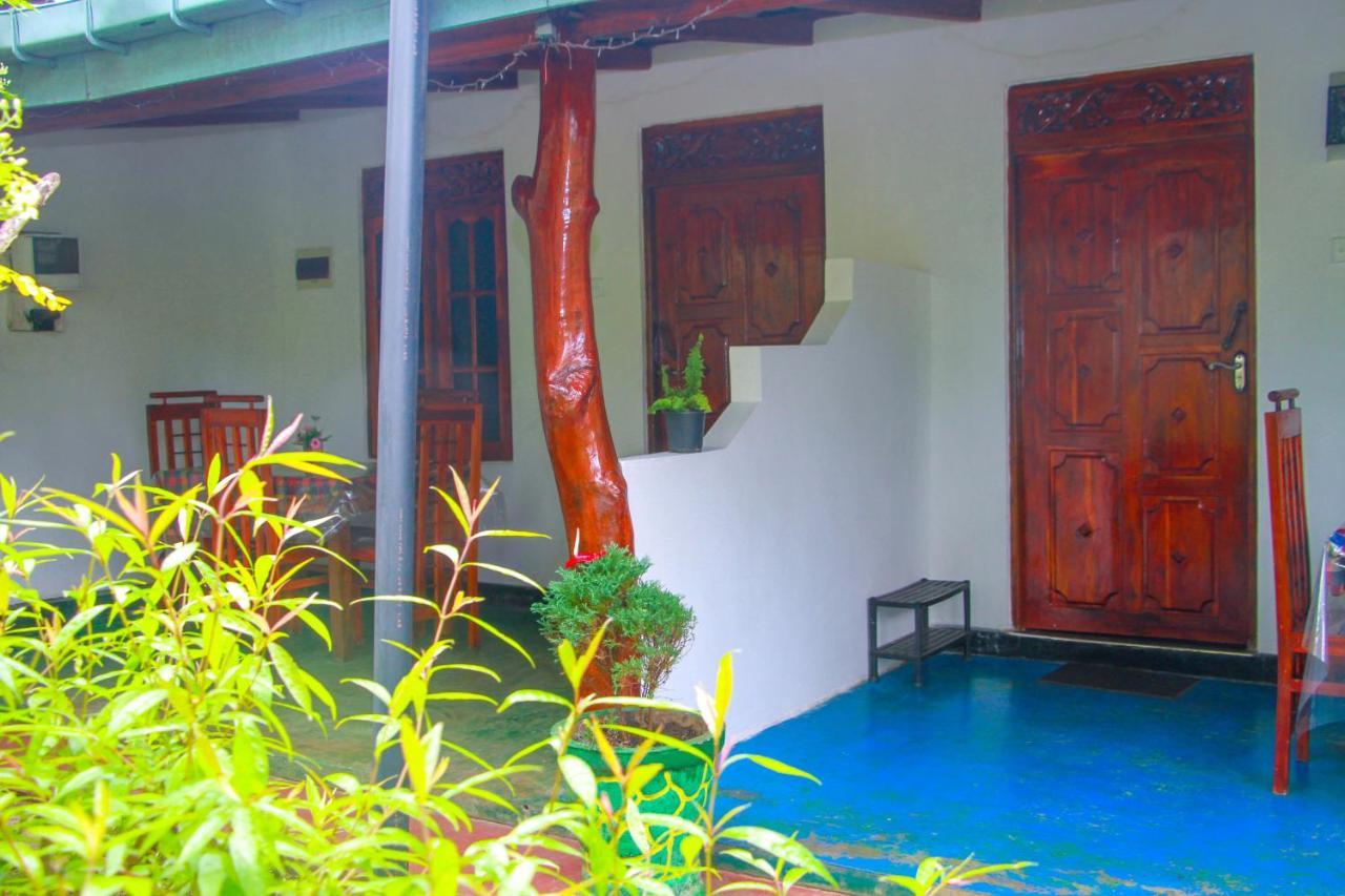 Sun Flower Homestay Sigiriya Exterior photo