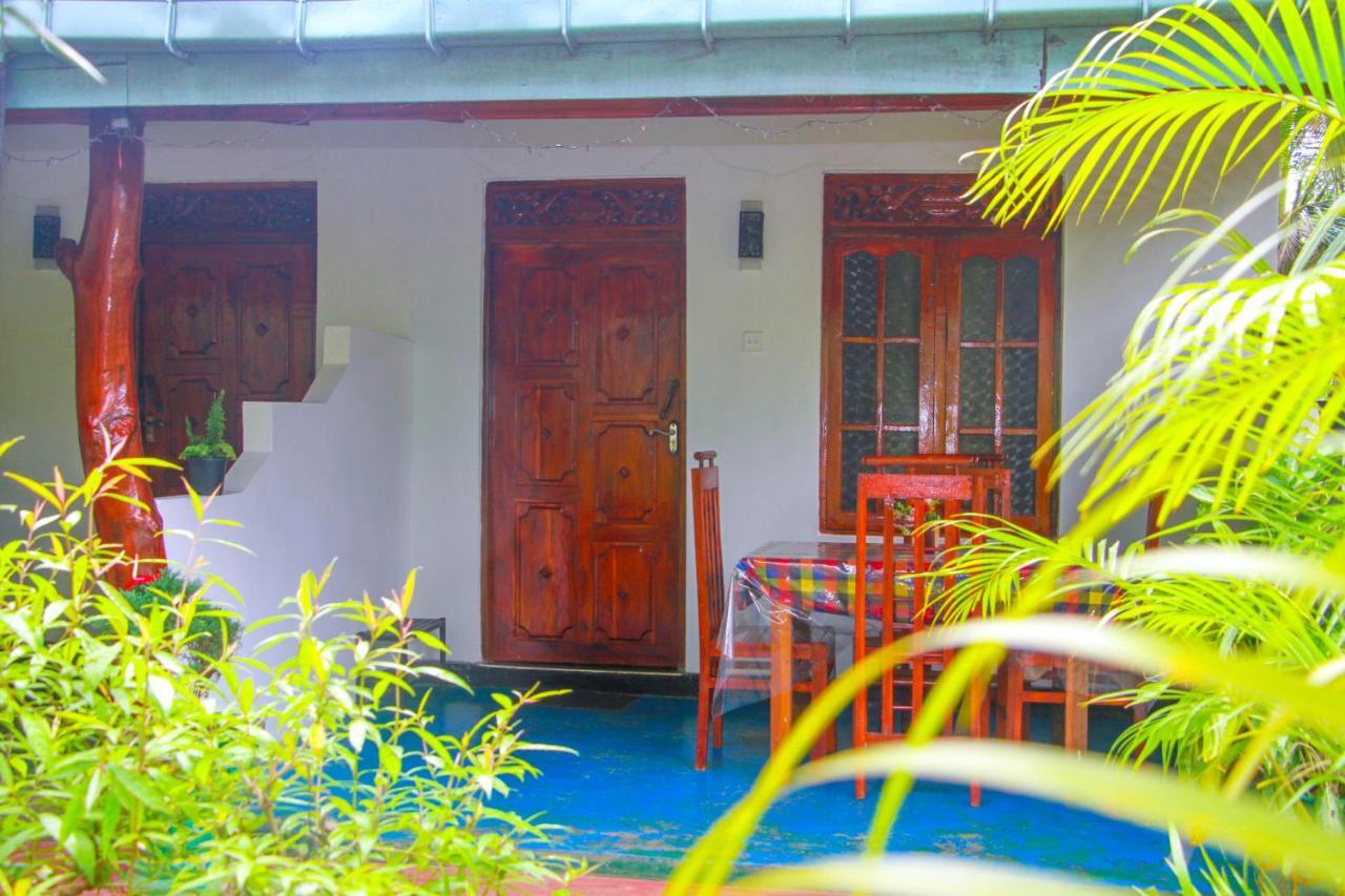 Sun Flower Homestay Sigiriya Exterior photo