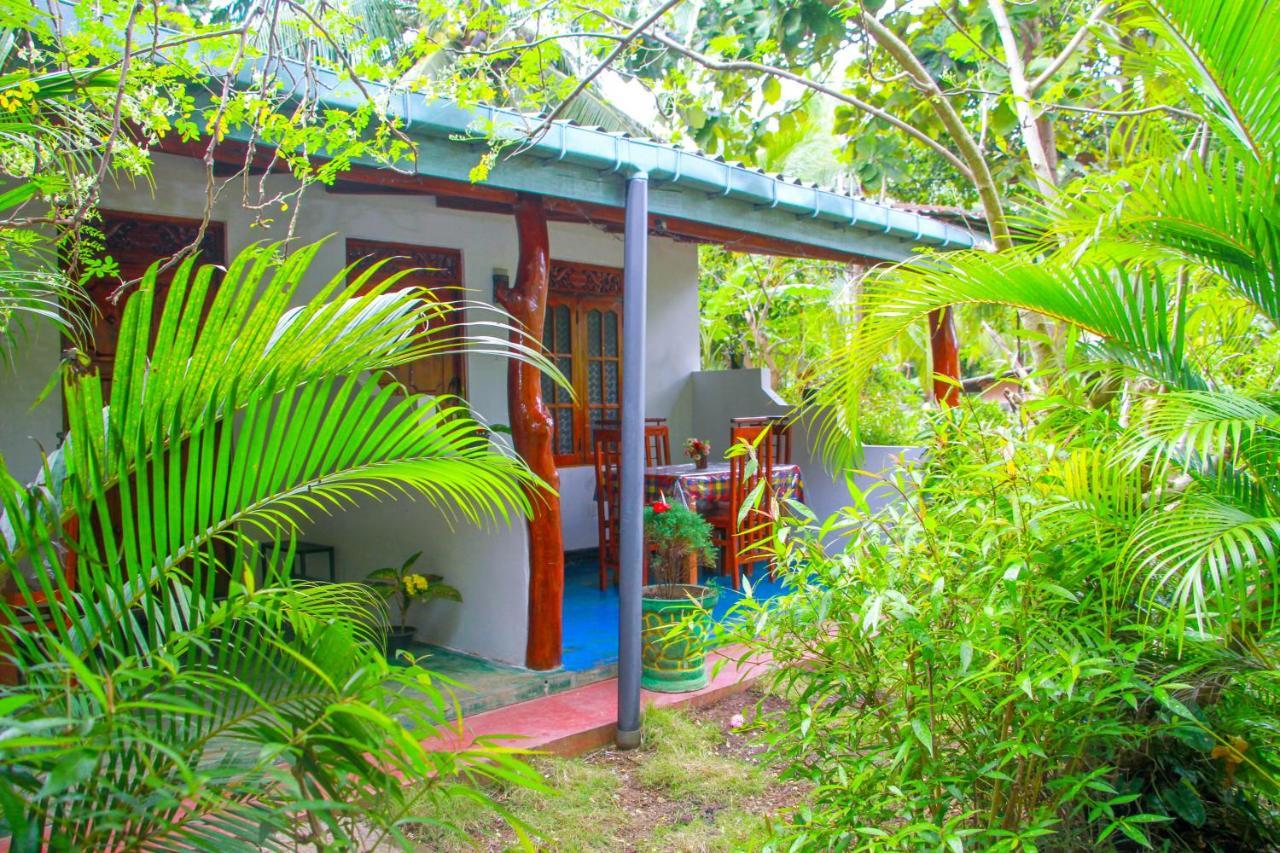 Sun Flower Homestay Sigiriya Exterior photo